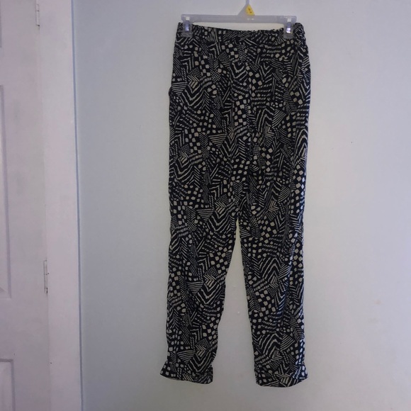 Patterned pants - Picture 2 of 2